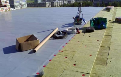 Membrane roofing
